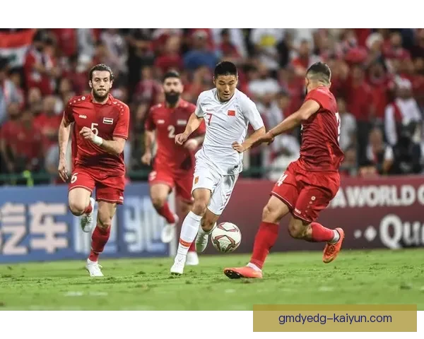 巴尔韦德国家队首秀表现值得关注，未来备受期待